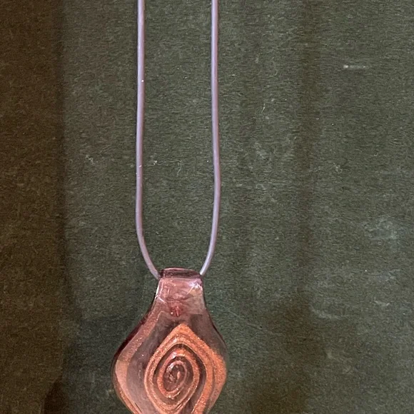 Artisan Pink and Gold Leaf Pendant Necklace Set… NWOT - Picture 3 of 8